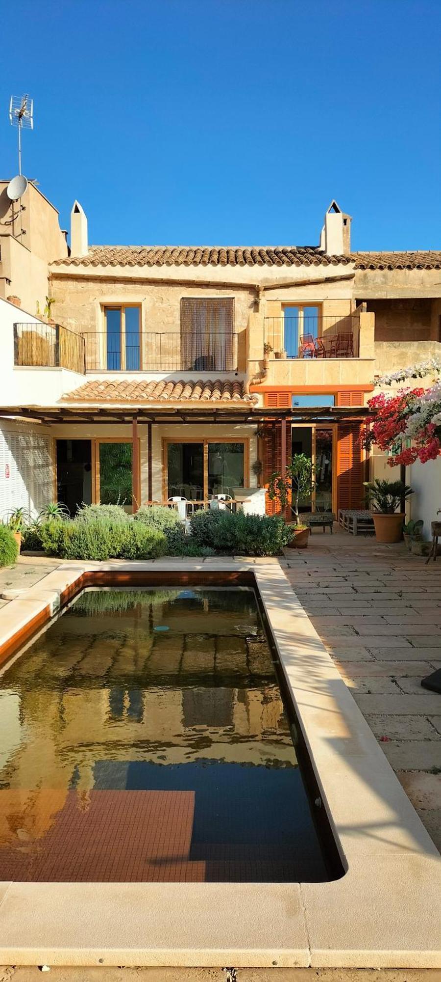 Idayvuelta & With Private Pool